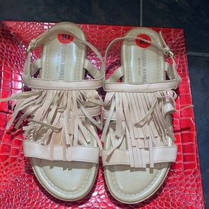‼️Stylish Fringe Sandals